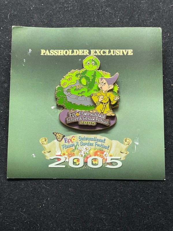 OLD NOC LE Disney Pin Epcot Flower Garden Snow White 7 Dwarfs Dopey Topiary