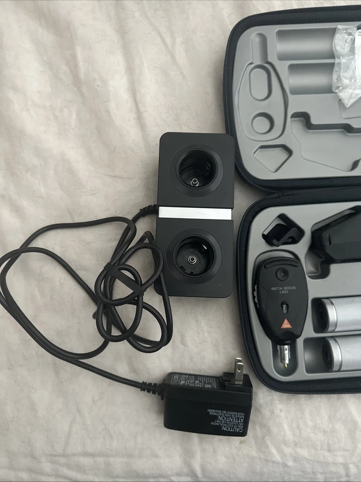 Oftalmoscopio Heine Beta 200S, Retinoscopio Beta 200, Juego Transiluminador Foto 3 de 3