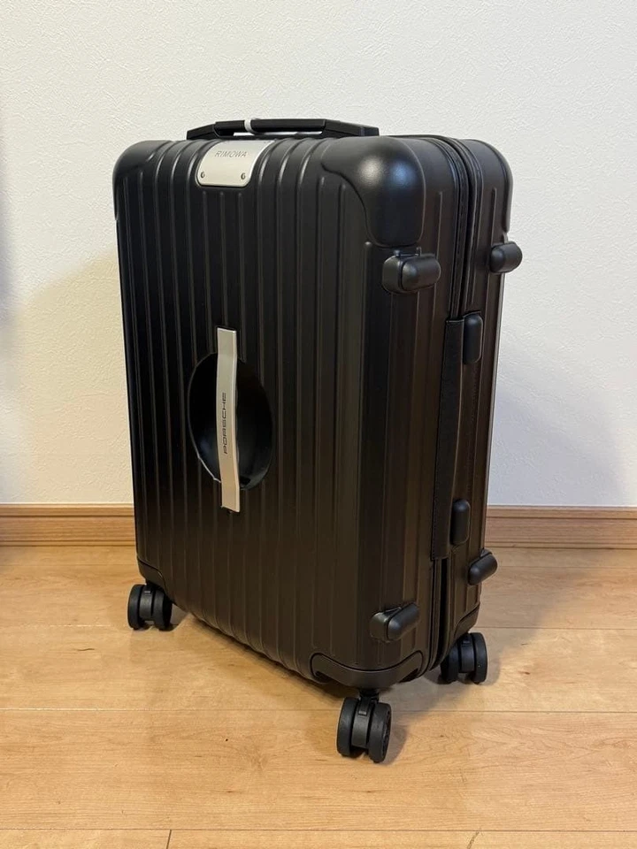 Rimowa Porsche 32L Black 4-wheels Carry Case Suitcase - Image 2 of 4
