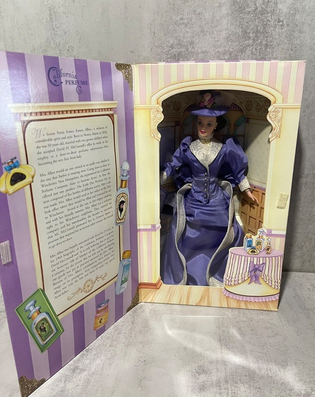 1997 Vintage Barbie Mrs P.F.E. Albee Doll Avon 17690 First In Series
