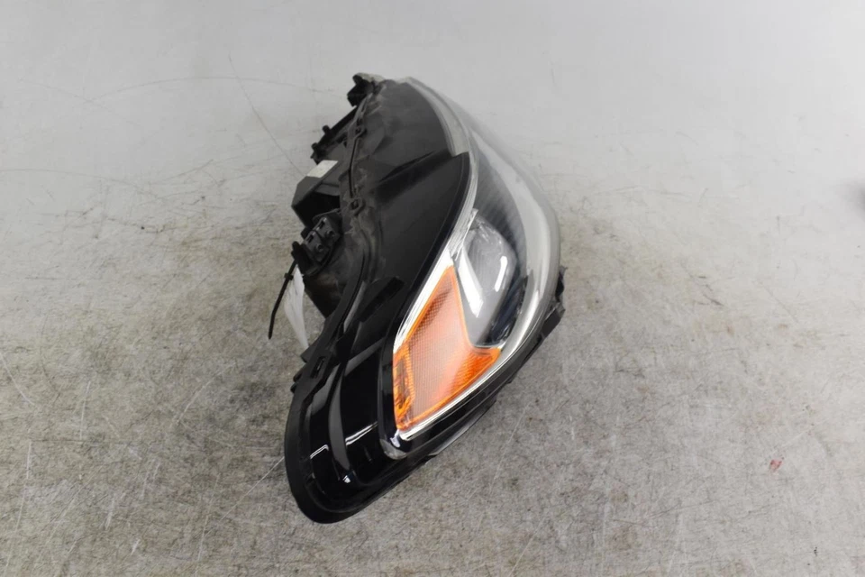 Faro derecho Ford Fusion 2017 pasajero LED OEM usado 94.000 millas C25851 Foto 2 de 4