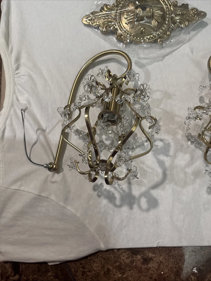 Aplique de pared de latón y cristal: Crystal Nova Paris latón fundido - James R. Moder Foto 2 de 3