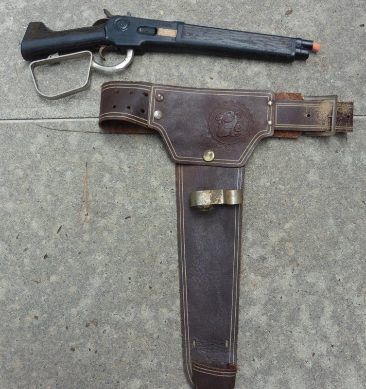 1960s ESQUIRE The Rifle Gun Mares Laig w Holster 3 Bullets Not Working As Found