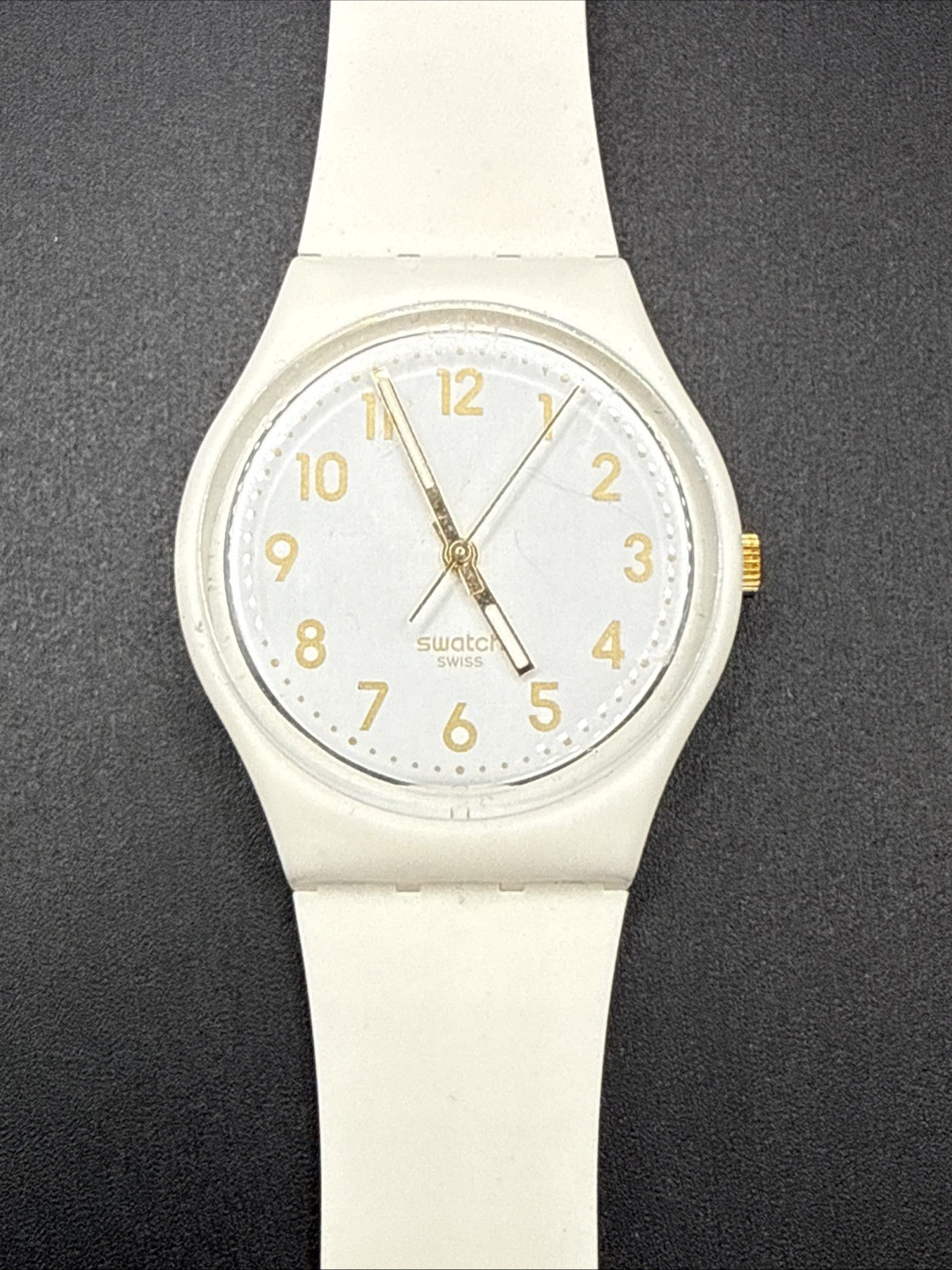 Swatch White Bishop Womens Watch 33mm White Dial Gold Tone Swiss New Battery
