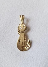 ♡MA (Michael Anthony Jewelers)  14K Sitting Kitty, Diamond Cut, Dainty Pendant