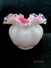 FENTON PEACH CREST MELLON VASE