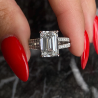 14 Karat WeißGold Ehering Lab Grown Smaragd 4,50 Karat Igi Diamant Ef VVS2