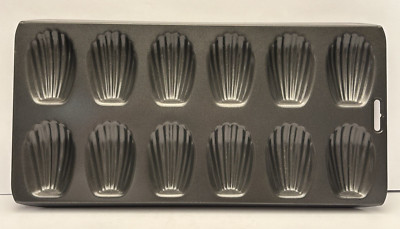 Chicago Metallic  12-cup  Madeleine Pan Non-Stick Bakeware Cake Pans