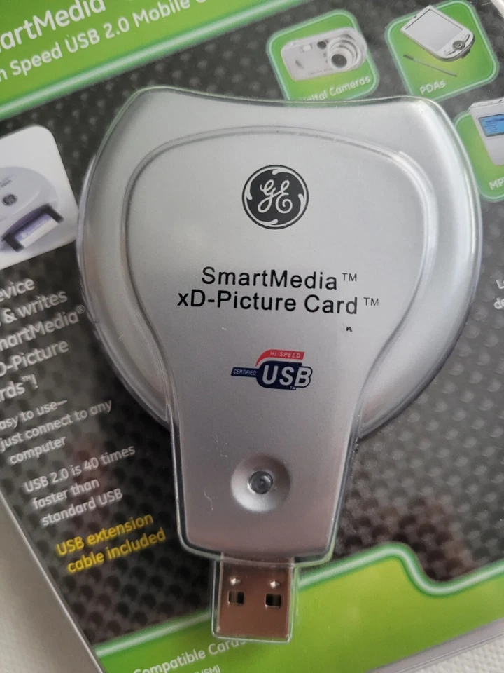 GE 97929, SmartMedia & D-Picture Card, H/Speed USB 2.0 Mobile Card Reader/Writer - Image 4 of 4