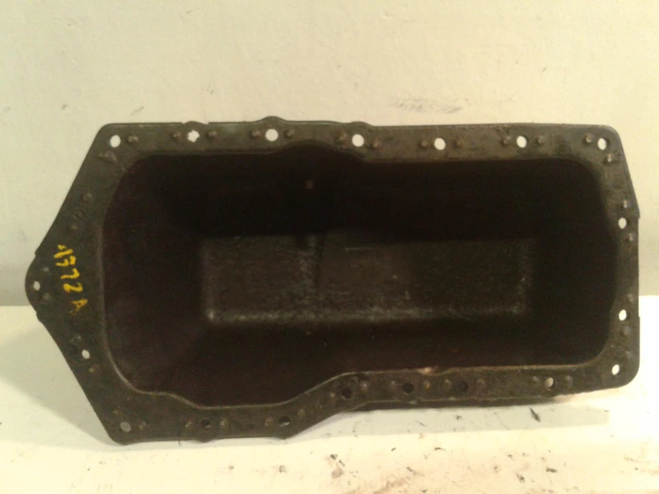 Used Engine Oil Pan fits: 1985 Buick Electra 6-181 3.0 Grade A Foto 3 de 4