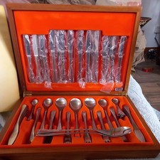 Canteen of OLD HALL cutlery by Robert Welch. over 70 Pieces for 8