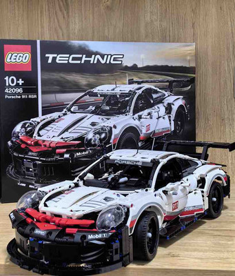 LEGO TECHNIC: Porsche 911 RSR (42096)