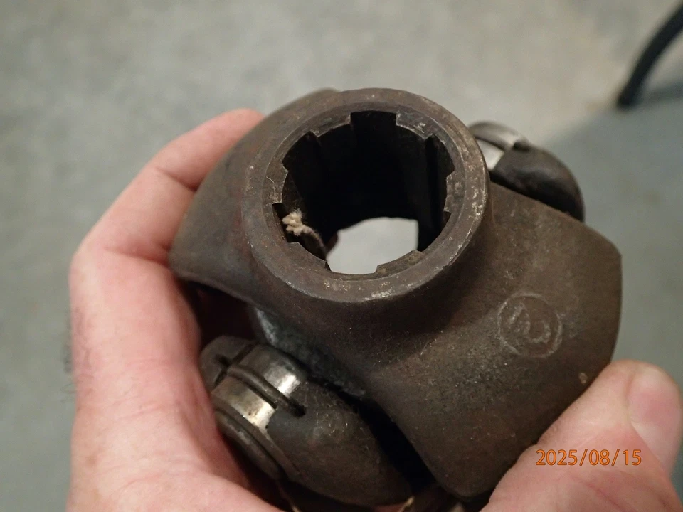 Ford 8N Tractor PTO Universal Good Condition - Image 4 of 4