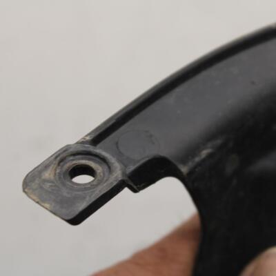 21 KAWASAKI NINJA ZX6R REAR BACK WHEEL TIRE HUGGER FENDER 35023