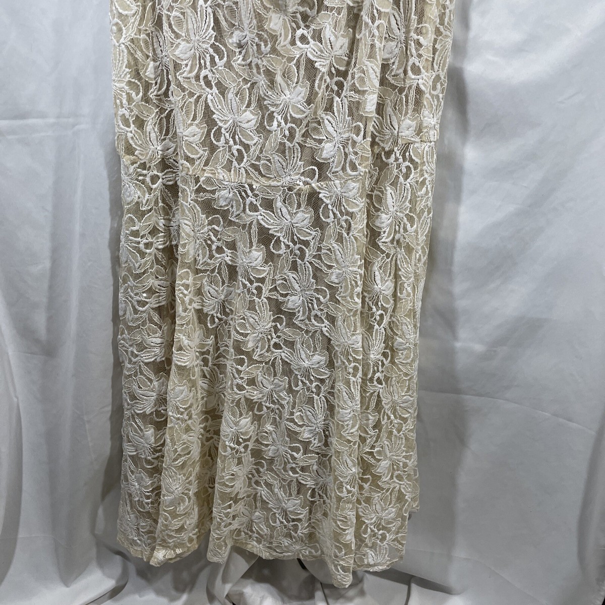 NWD $458 DECODE 1.8 Half Sleeve Floral Lace Sheath Dress