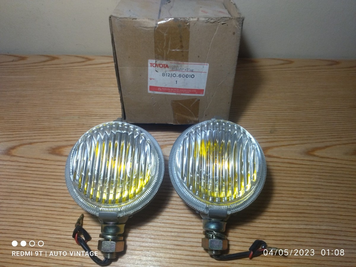 クーディー　9連ランプ Fog Lamp Toyota genuine 81210-60010 Land Cruiser LH & RH set FJ40