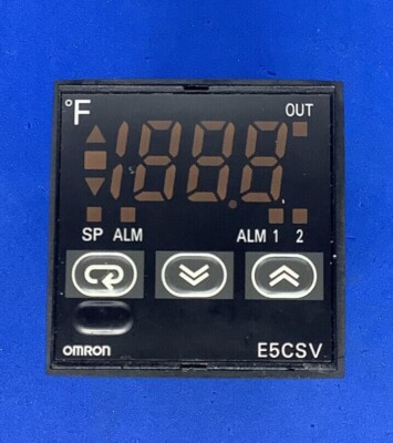 Omron E5CSV-R1T-F E5CSVR1TF Temperature Control