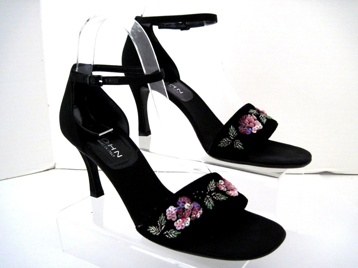 ST JOHN Rose Sandal Black Velvet Heels Size 8 1 2 B Made in Italy
