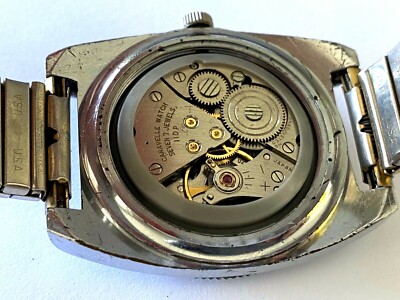 Montre De Plongée Vintage Caravelle 11DP - Mouvement Mécanique Japon - Cadran Noir - Besoin De Révision