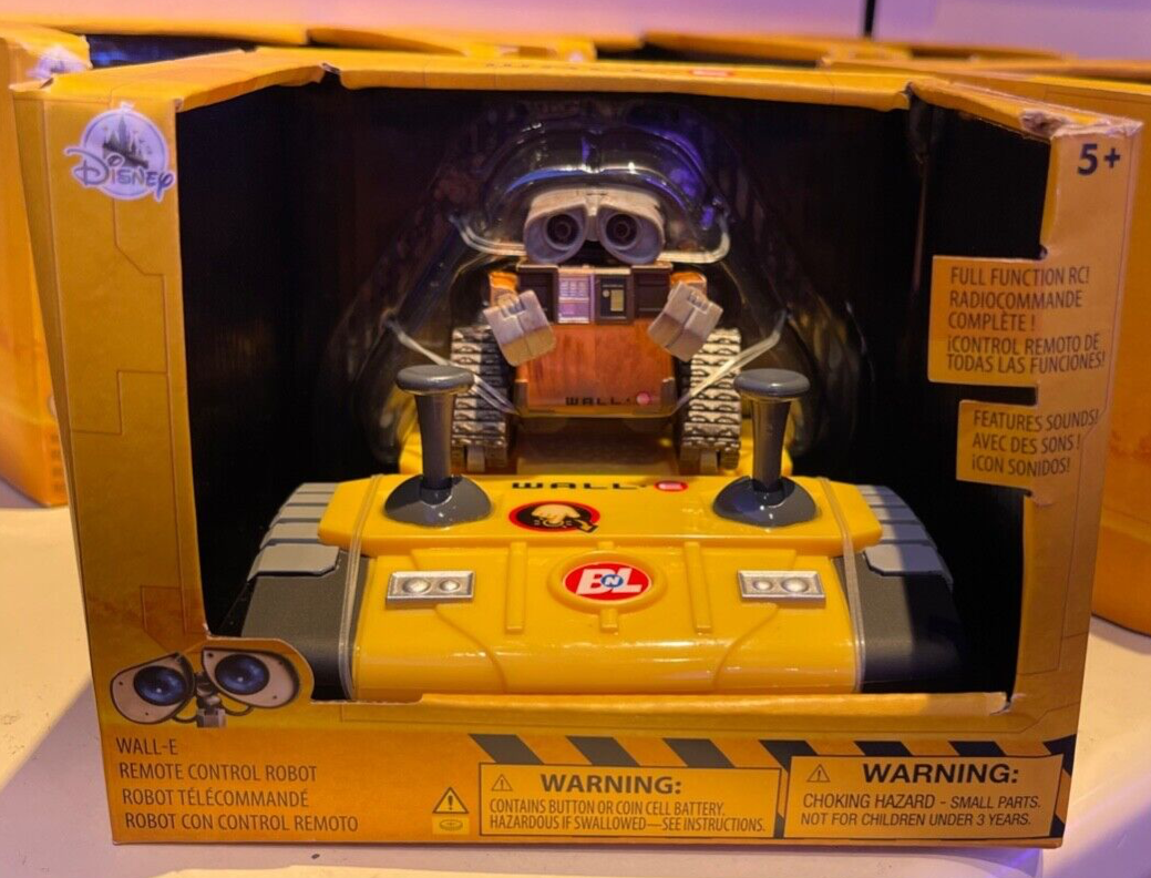 Disney Parks Disney pixar Wall-E Remote Control Robot Toy new in