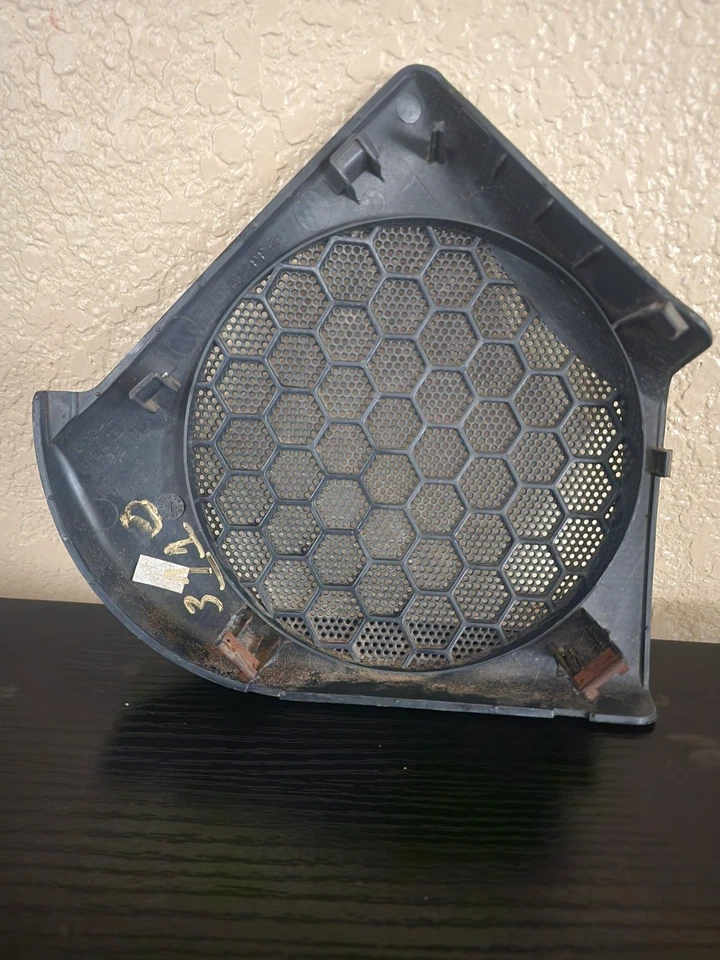 96-00 CIVIC Si EX Cupé PUERTA IZQUIERDA CONDUCTOR Altavoz Cubierta Parrilla Gris Oscuro OEM EM1 Foto 2 de 3