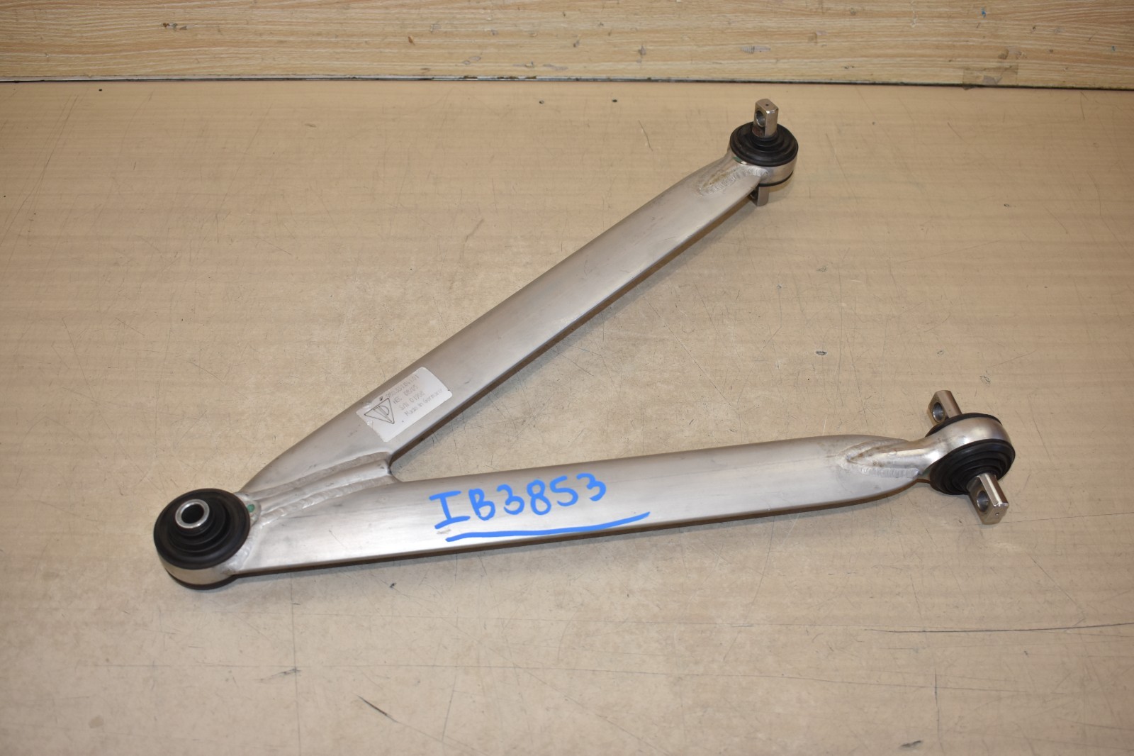 2004 2005 2006 PORSCHE CARRERA GT REAR SUSPENSION LOWER CONTROL ARM GENUINE OEM