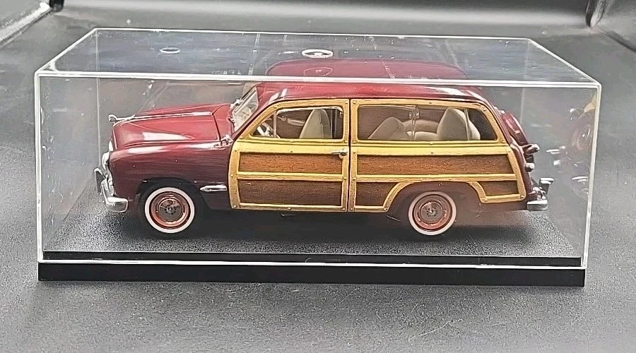 Ford Woody Wagon 1949 Franklin Mint 1/24 B11Tq52 Die Cast coche coleccionable + estuche Foto 2 de 4