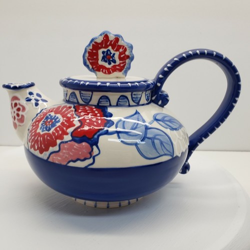 Tetera de amapola Cambria Blue Sky Ceramics en rojo patriótico blanco azul - Imagen 2 de 10