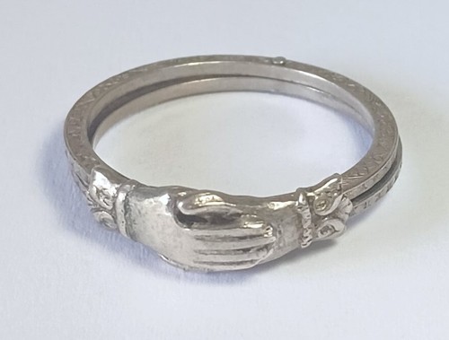 Vintage Sterling Silver Fede Gimmel Two-piece Clasping Hands Ring Size 8