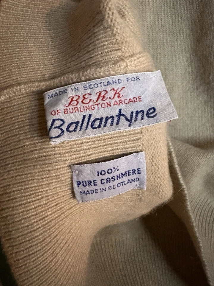 Berk By Ballantyne Cashmere Turtleneck Sweater Sz Lg Scotland Vintage - Image 4 of 4