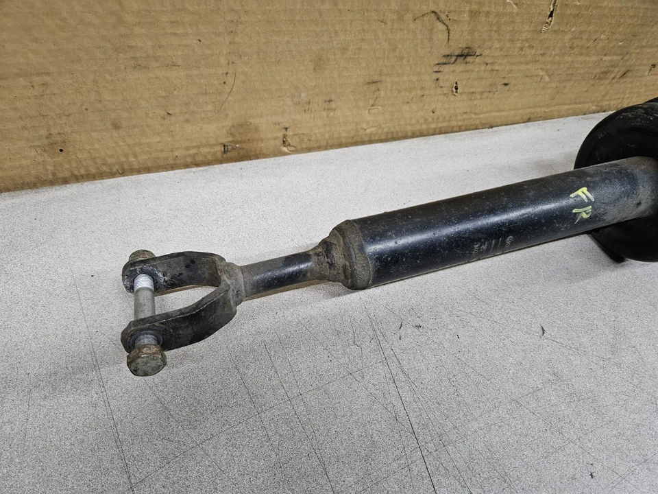 05-11 Amortiguador de puntal delantero izquierdo o derecho Audi A6 Quattro OEM 4F0413031AS Foto 2 de 4