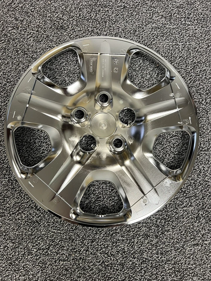 ONE 2013-2016 Dodge Dart SE Style # 473-16C 16" Chrome Hubcaps / Wheel Cover - Image 2 of 3