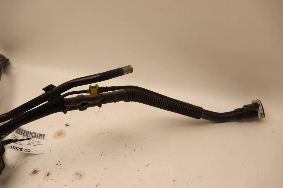 2006-2008 LEXUS RX400H FUEL TANK FILLER NECK HOSE PIPE TUBE OEM - Image 2 of 4