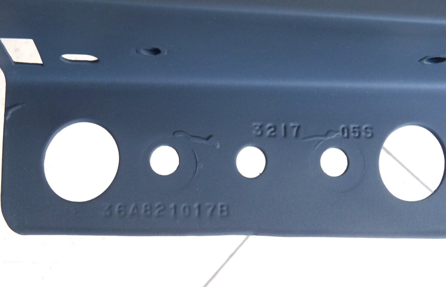 16-19 Bentley Bentayga 1st. Gen BY636 Front Left Fender Wing Cover 36A821017B OE