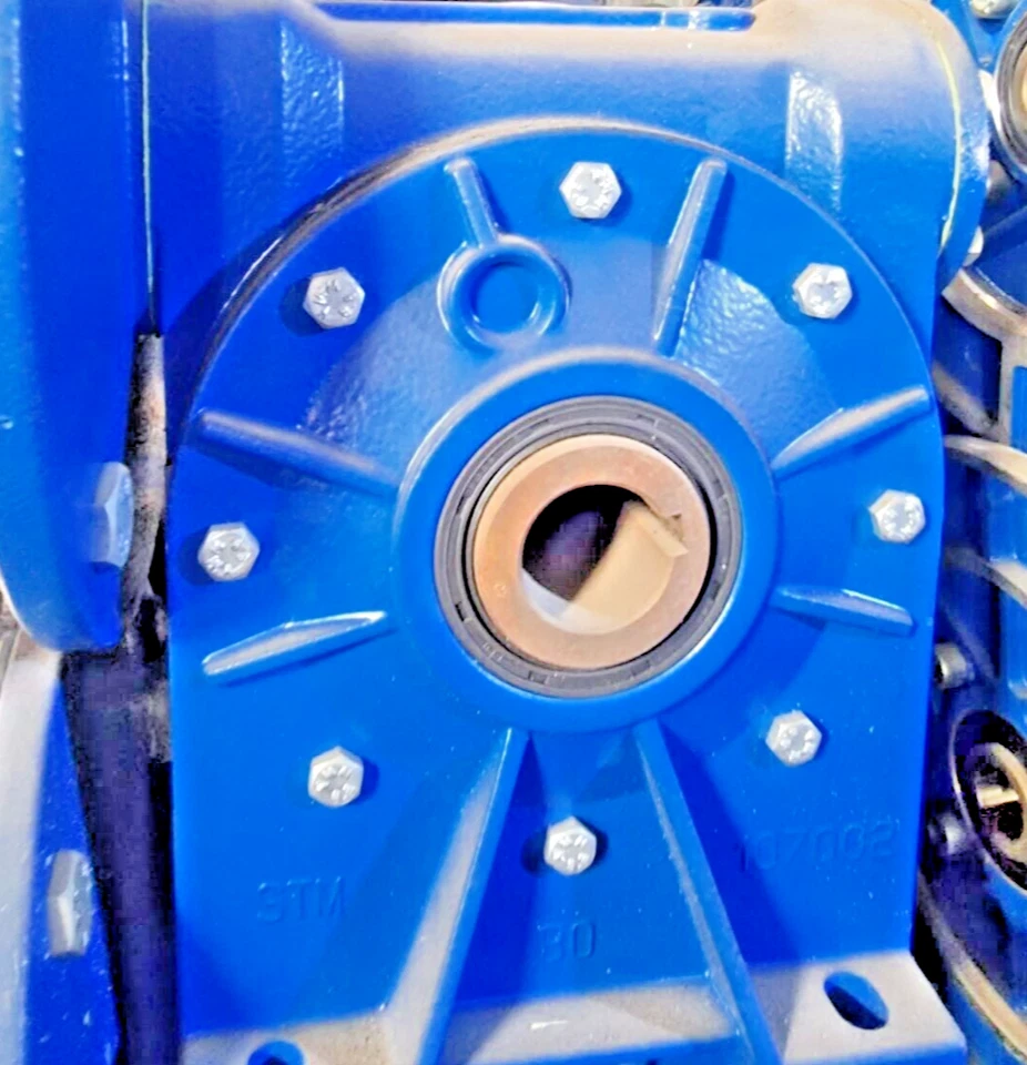 S.T.M RMI 70 S M1   1/40 GEAR BOX - Image 3 of 4