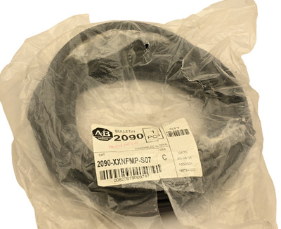 Allen Bradley 2090-XXNFMP-S07 Feedback Cable,Non Flexible,High Resolution, 7m