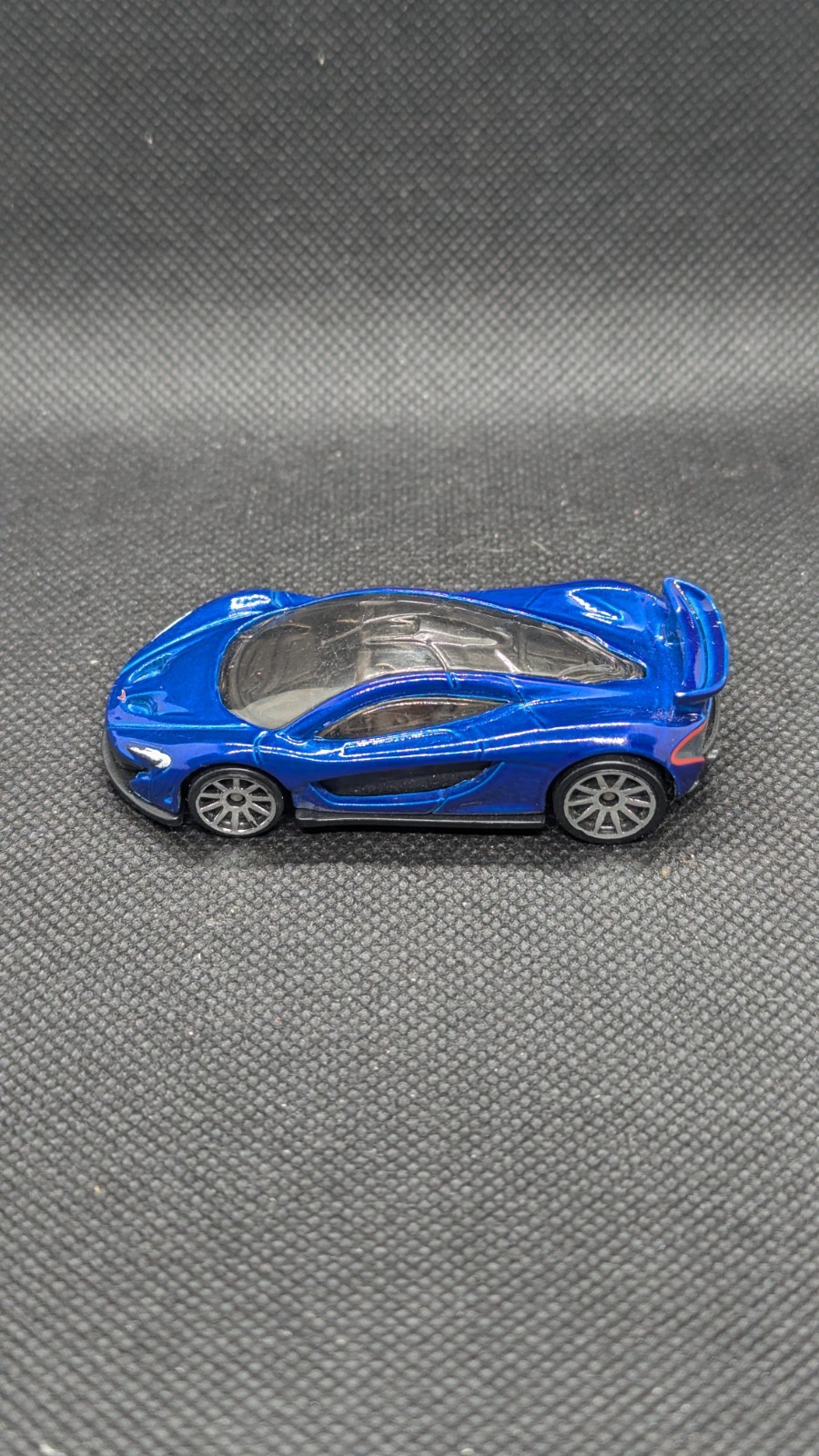 Hot Wheels McLaren P1 2016 HW: Exotics 1/10 Burton Blue