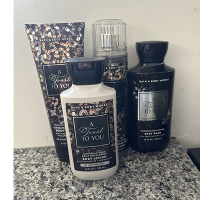 Bath & Body Works A Toast To You Bath Set Plums Berry Amber Cream Mist Wash