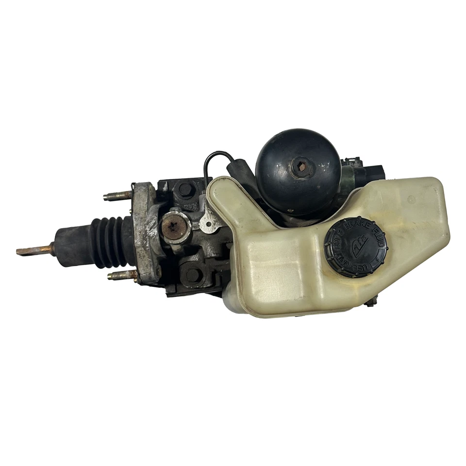 Bomba ABS de refuerzo de freno hidráulico eléctrico Buick Reatta Master Cylinder 1989-1990 Foto 3 de 4