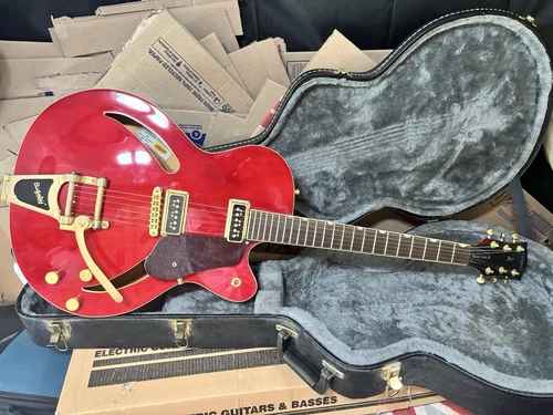 Gretsch G3155 Historic Streamliner with Bigsby Cherry Electric Guitar