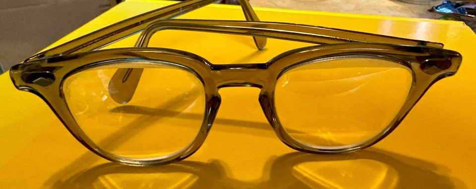 Gafas de sol vintage RARO GRIS EE. UU. con borde de cuerno marco Depp 44-22 militares Foto 2 de 3