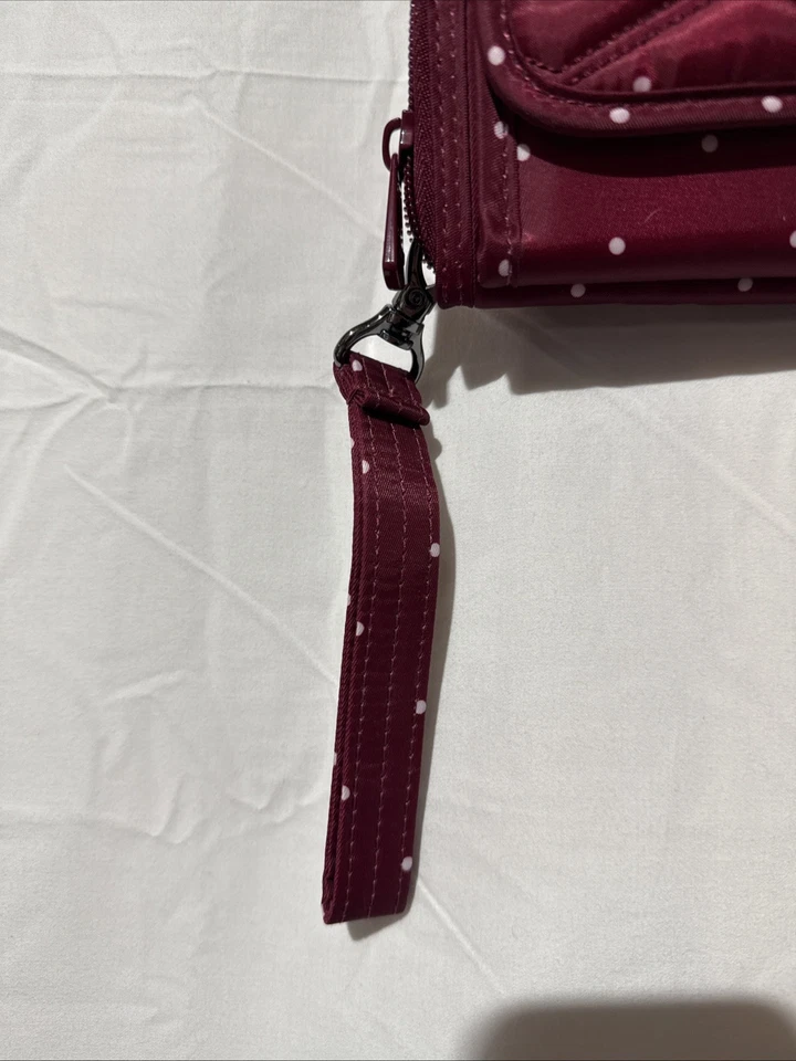 LUG Kickflip SE Convertible RFID Cartera/Bolso Bandolera Borgoña Lunares Foto 3 de 4