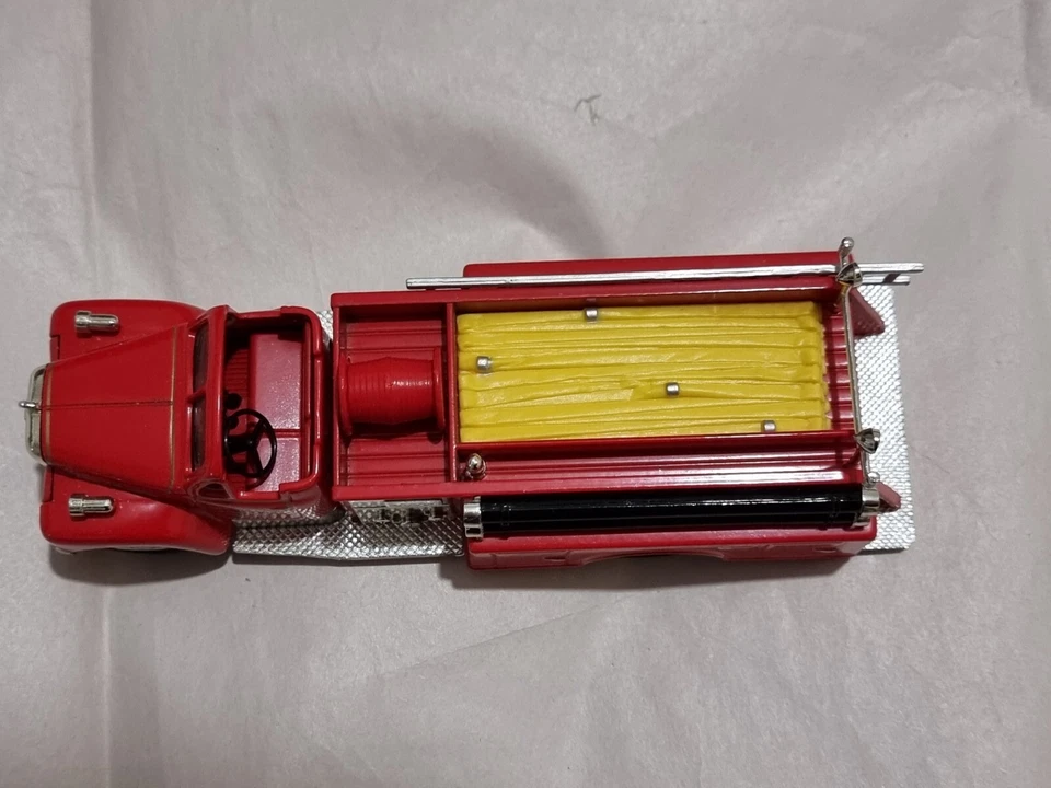 CORGI CLASSICS GETTYSBURG MACK B PUMPER FIRE ENGINE BOXED 52602 .. ,., - Image 3 of 4