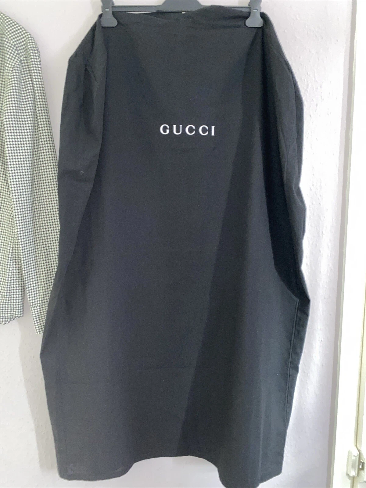 Tuta Vestito nero Gucci antipolvere ottime condizioni 100% autentico