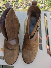 Women's UGGs Wright 101484 Brown Suede Side Buckle Booties Size 7
