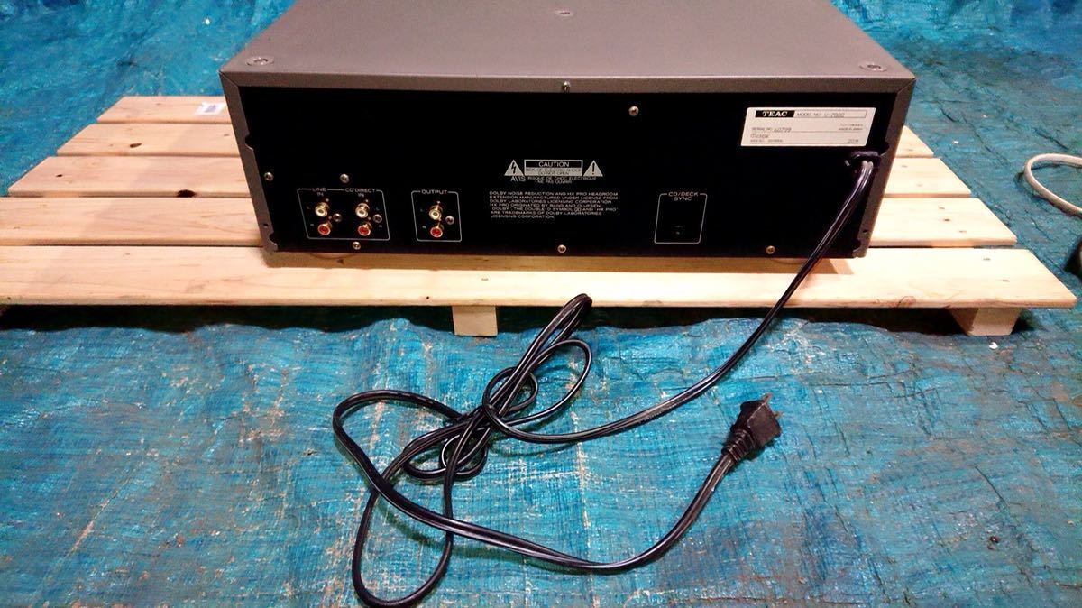 Teac V-7000 3-Head Stereo Cassette Deck Audio Recorder JAPAN Teac V-7000 3-Head Stereo Cassette Deck Audio Recorder JAPAN
