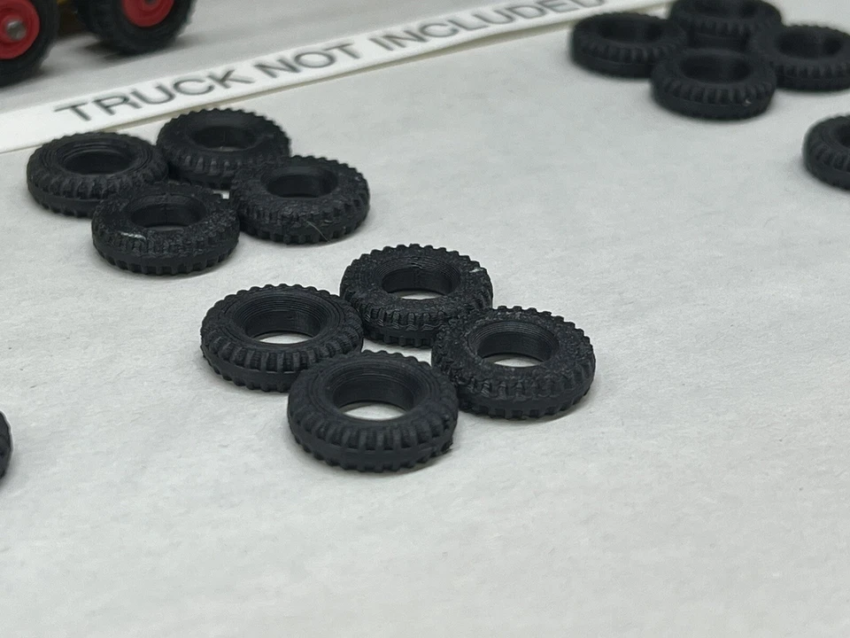 Matchbox King Size/ SuperKings K-10 Scammell 18 tires (TRUCK NOT INCLUDED) - Image 3 of 4