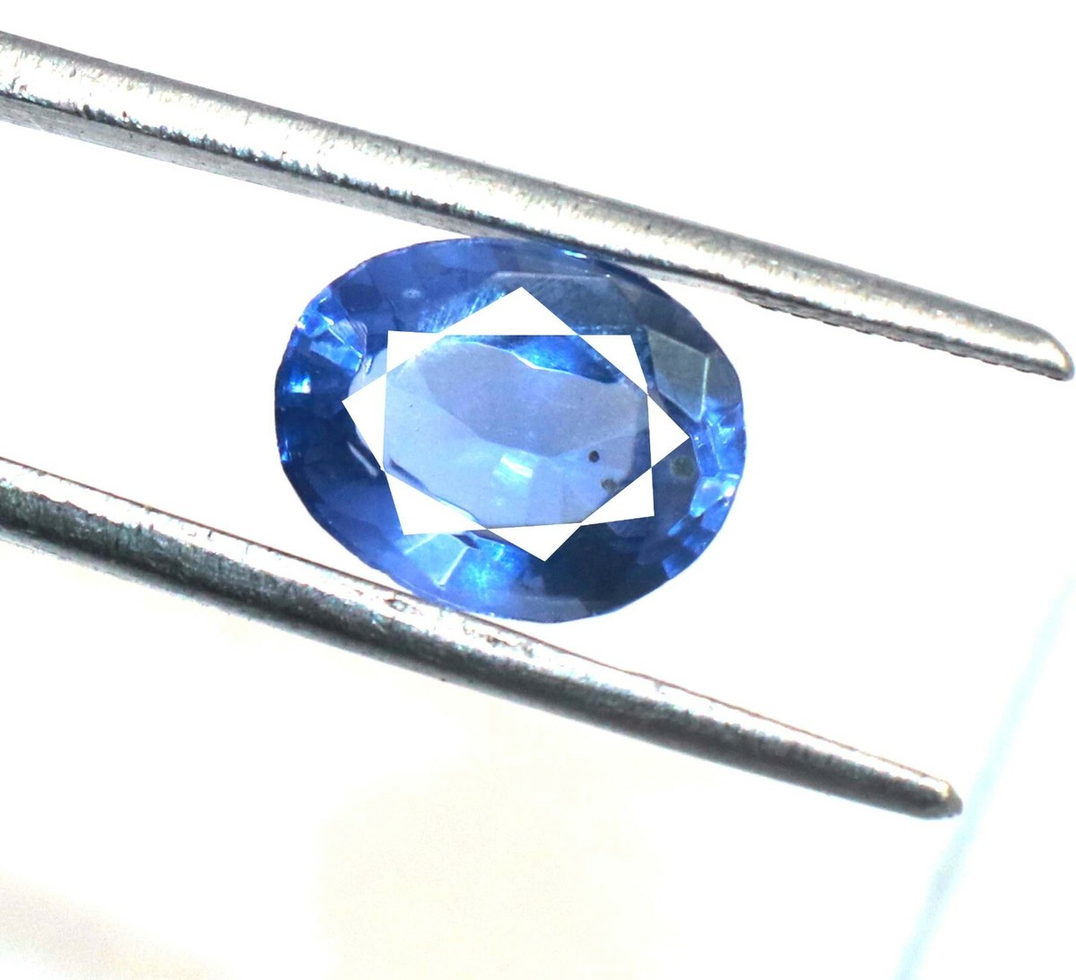 6.40CT Certified Natural Oval Cut 12mm x 10mm x 7mm Blue Sapphire