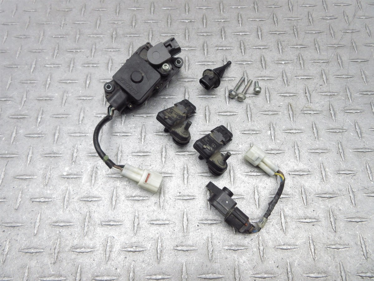 アンダーニンジャ 2005 05-06 Kawasaki ZX6R Ninja 636 ZX636 Secondary Throttle