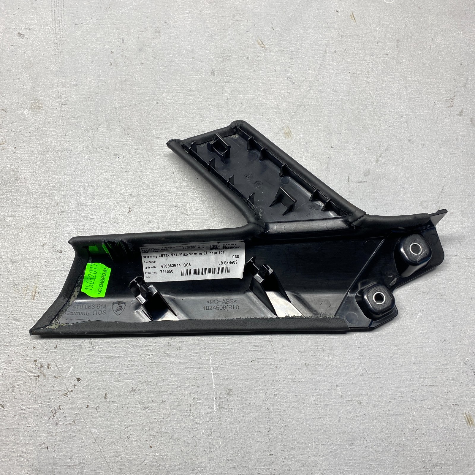 2018 Lamborghini Huracan Right Console Side Trim 4T0863514